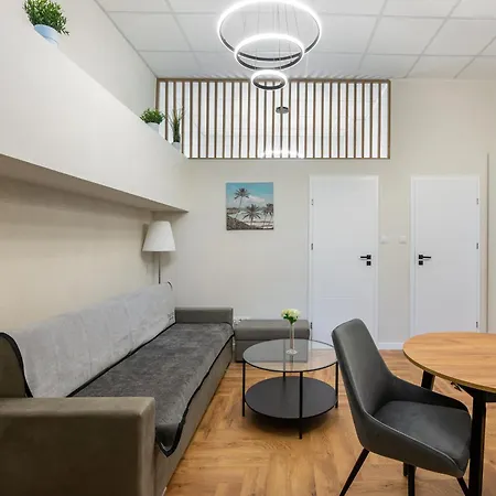 Apartment Humblebee Nest Muranow