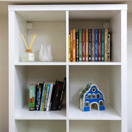 Humblebee Nest Muranow * Βαρσοβία