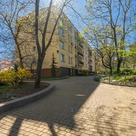 Διαμέρισμα Humblebee Nest Muranow *