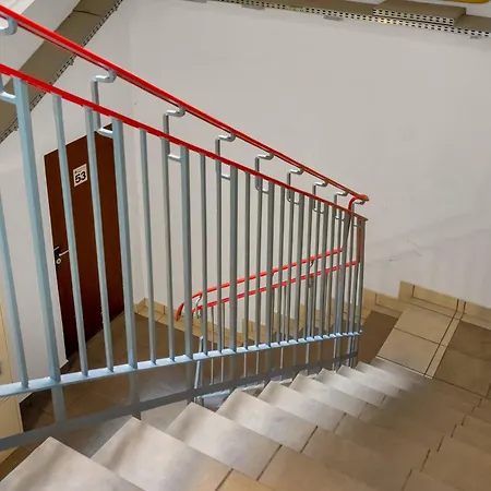 아파트 Humblebee Nest Muranow